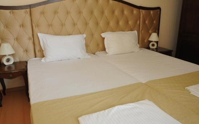 Apart Hotel MIDA