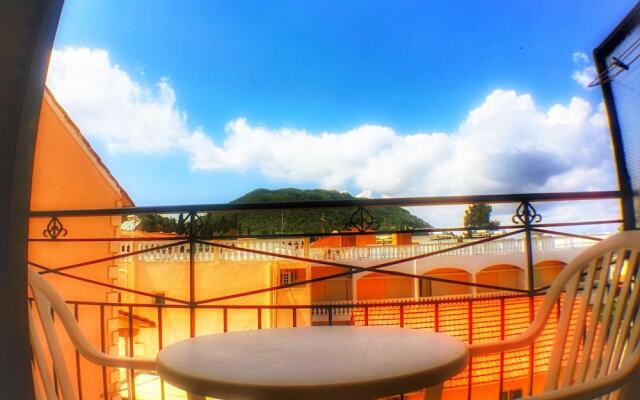 Benitsa Beach Hotel