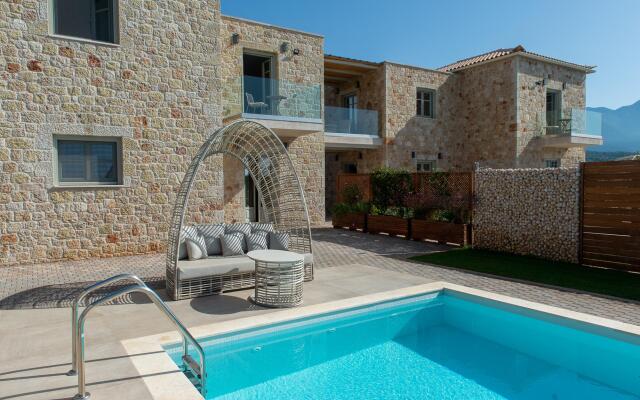 Villa IΙ with Private Pool