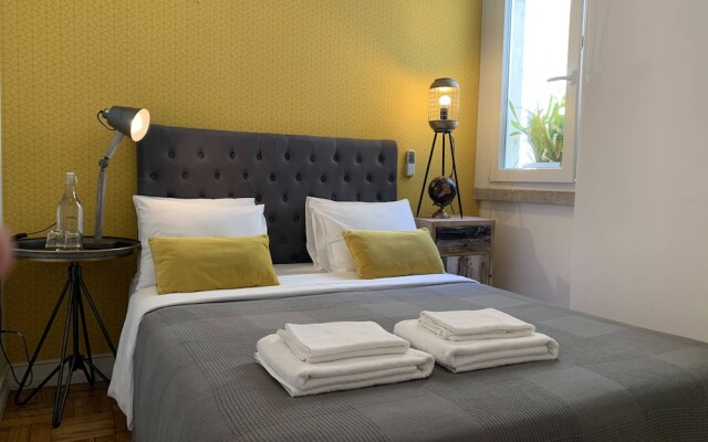 DuMont Lisbon Guesthouse