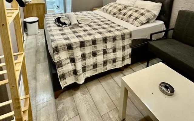 H&B Suite