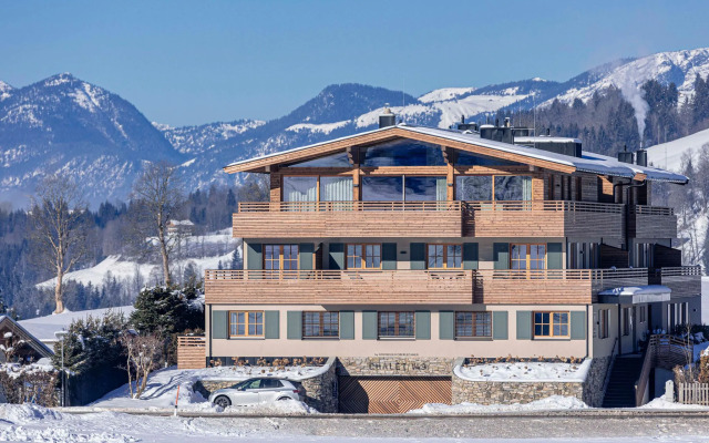Luxury Penthouse, ski Lift Within Walking Distance