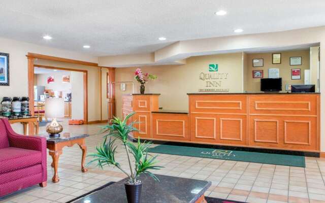 Quality Inn Ottawa near Starved Rock State Park