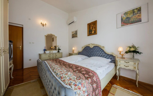 Apartments Bagic