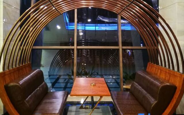 Siding International Hotel