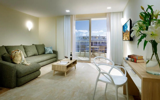 Marinell Collection Palm-Mar