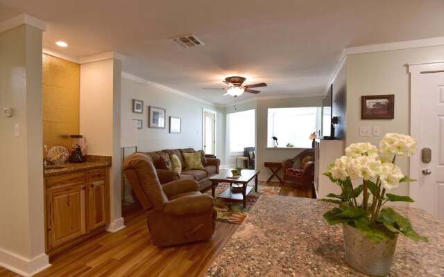 Smiling Jacks Escapes 2br Condo