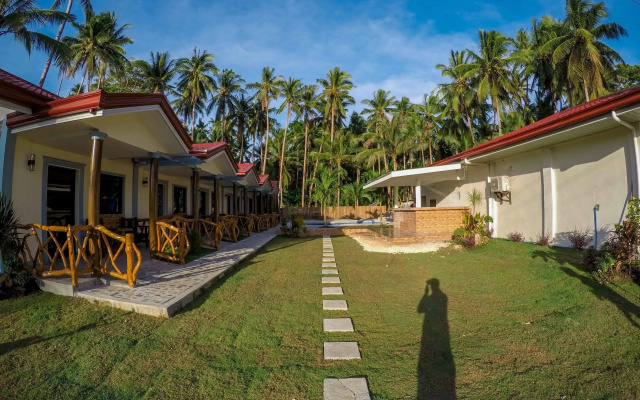 Aloha Seaside  Resort