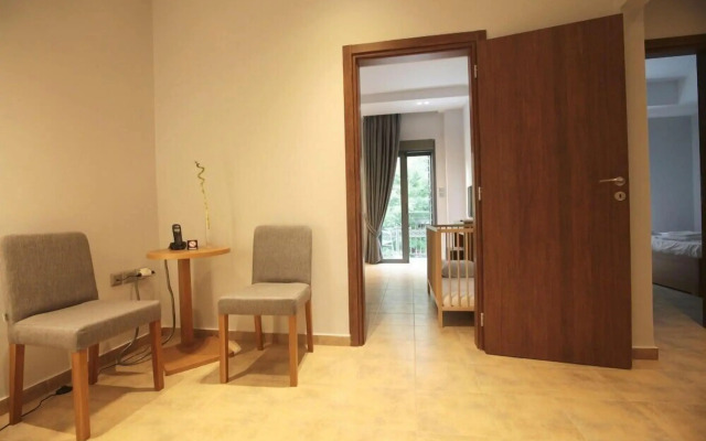 Meni Apartments Hotel