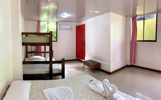 Los Coquitos Lodge