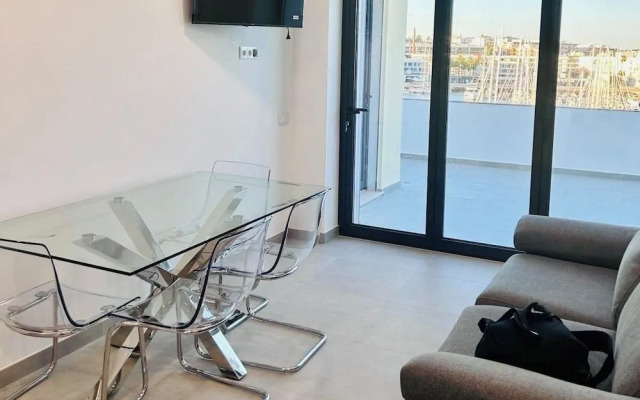 Spectacular Lagos Marina View apt on Promenade