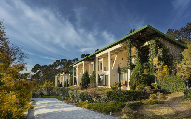 Suryavilas Luxury Resort & Spa