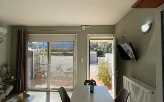 Aggeliki's Hideaway