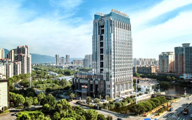 Sanhe Grand New Century Hotel Pingyang