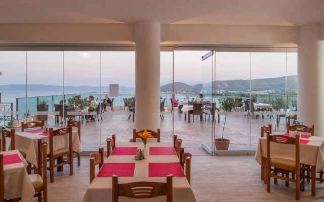 Balos Beach Hotel