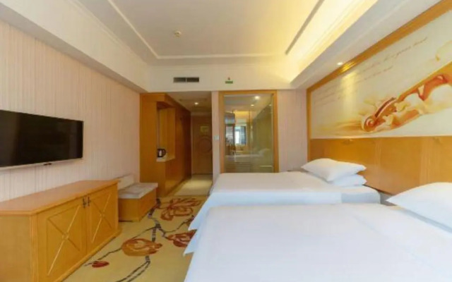 Vienna Hotel (Dongguan Dalang Bus Station)