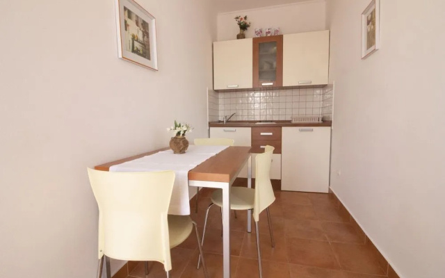 Studios & Rooms Fiesta