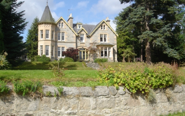 Tigh Na Sgiath Country House Hotel