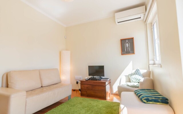 'white House' Apartment- Alfama