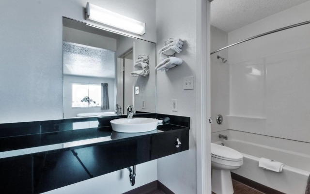 Motel 6 Irving, TX - Dallas