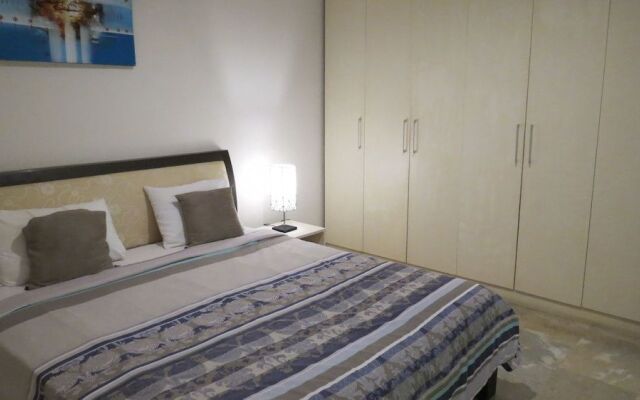 Beachfront Suite Alit