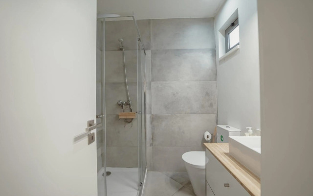 Mezzanine Stylish Apartment S