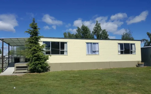 High Country Motel and Backpackers