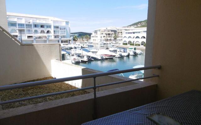 Appartement Sète, 2 pièces, 5 personnes - FR-1-472-143