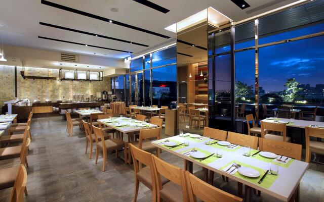Two Tails Hotel Luzhou