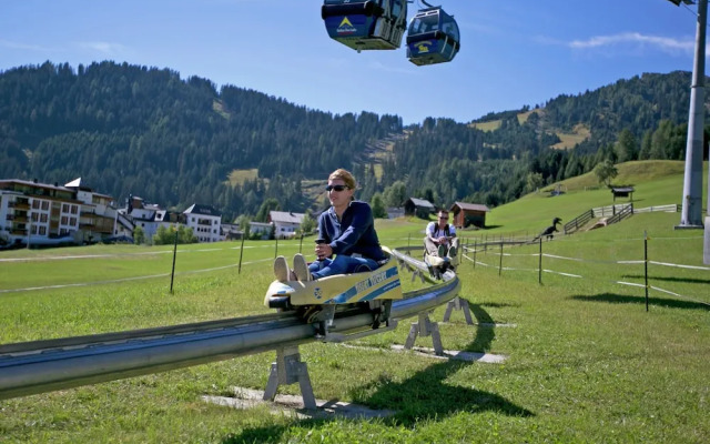 Vibrant Apartment near Ski Area in Fiss