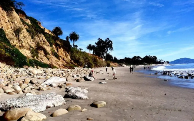 Coast Village Inn - Santa Barbara