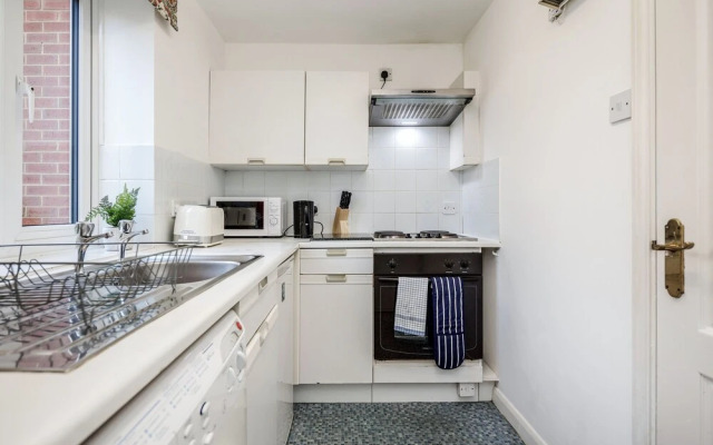 Karah Suites - The Galleria 2
