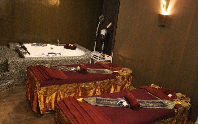 MLH Deluxe Studio Suites @ Landmark Residence