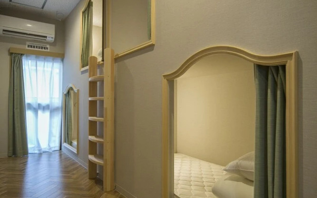 The Workaholic Hostel Ueno