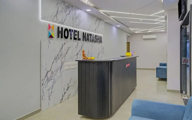 Itsy Hotels Natasha, Vesu, Surat