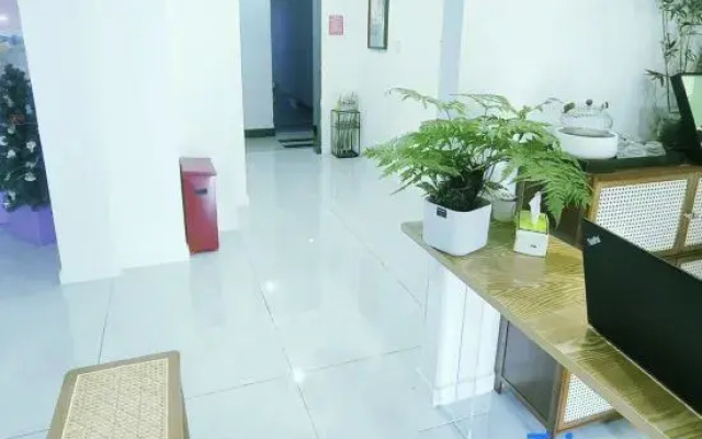 Runi Suoyuan Homestay (Jiefangbei Area Hong Ya Dong)