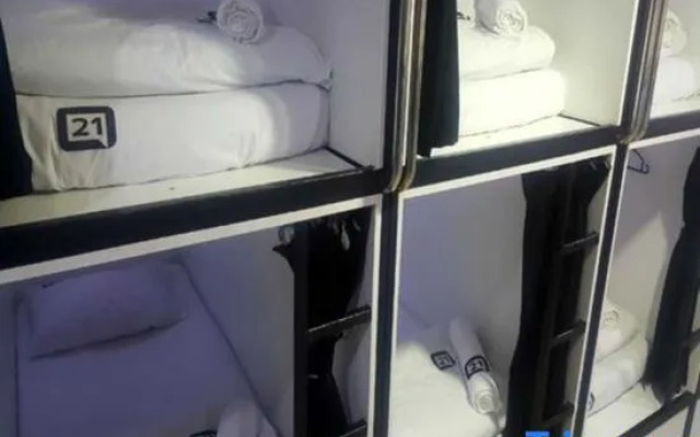Oyo 91036 J Capsule Hotel @ Jalan Bukit Bintang