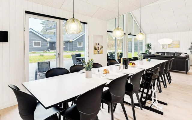 16 Person Holiday Home in Vaeggerlose