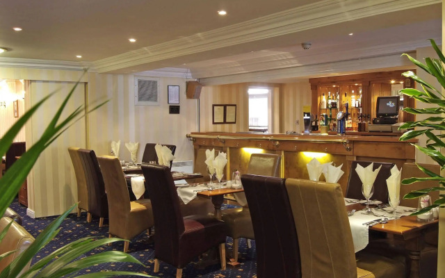 Queens Hotel