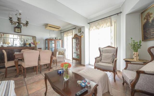 Seaside 2Br Apartment In Varkiza 2Mins Walk From Beach