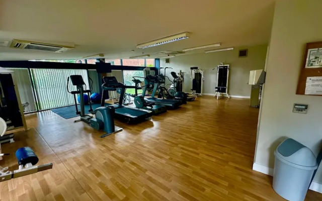 2br City Side Apartment