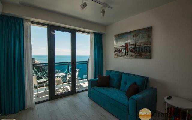 Orange Sky Apartments Beach Tower