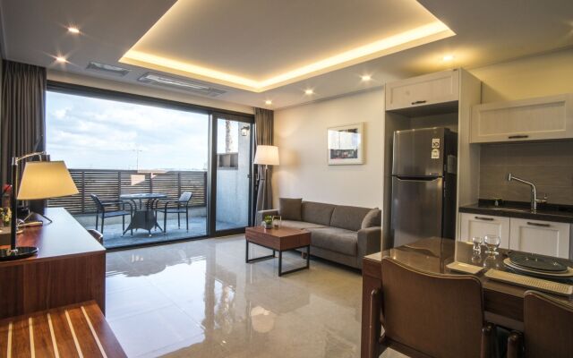 Leeum Island Spa & Pool Villa