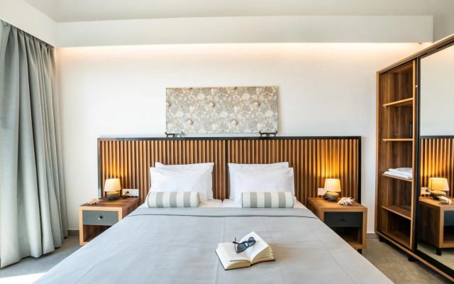 Apolis Beachscape Hotel