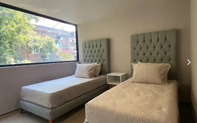 Roma Norte 2BR - Parking, Sleeps 6 -great Wifi