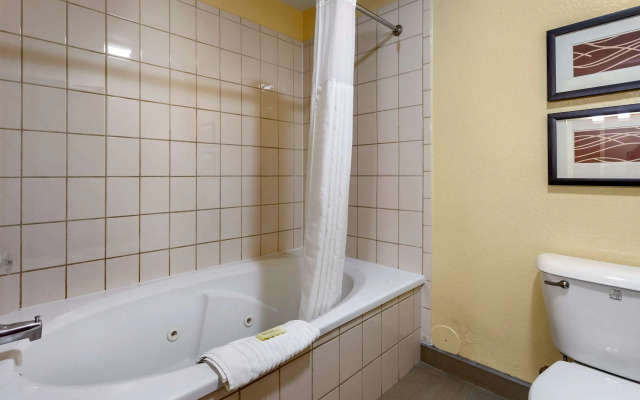 Comfort Inn & Suites North Aurora - Naperville