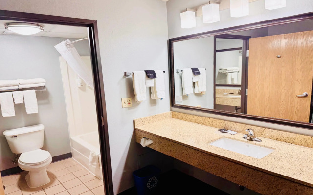 AmericInn by Wyndham Stillwater