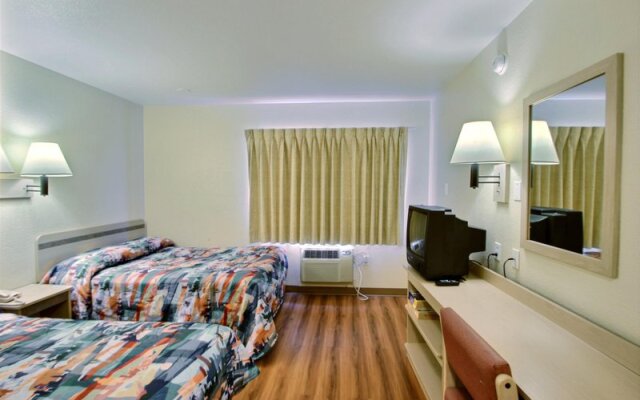 Clarion Pointe