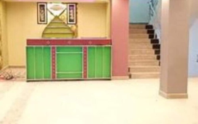 Iconic Hotel & Restaurant