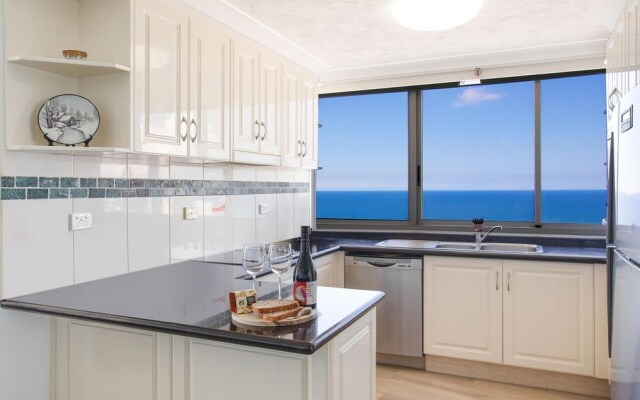 Peninsula Resort - Private Apartments